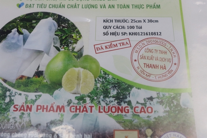 Túi được đóng theo bịch, trên tem mác có in đầy đủ thông tin sản phẩm