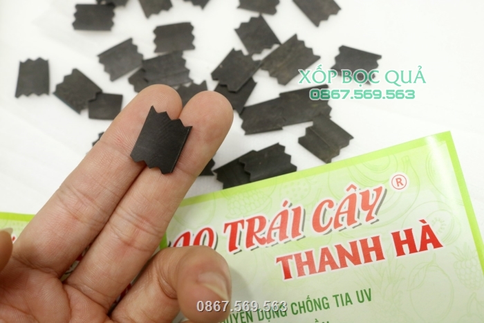 Biểu tượng của túi bao trái Thanh Hà là núm cao su hình răng cưa